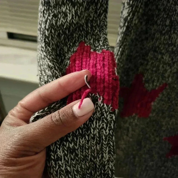 If it were me, Scoop‎ neck stars sweater - Picture 4 of 8